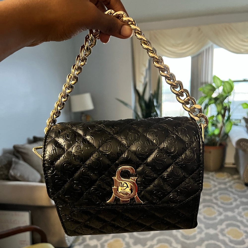 Steve Madden quilted bag
